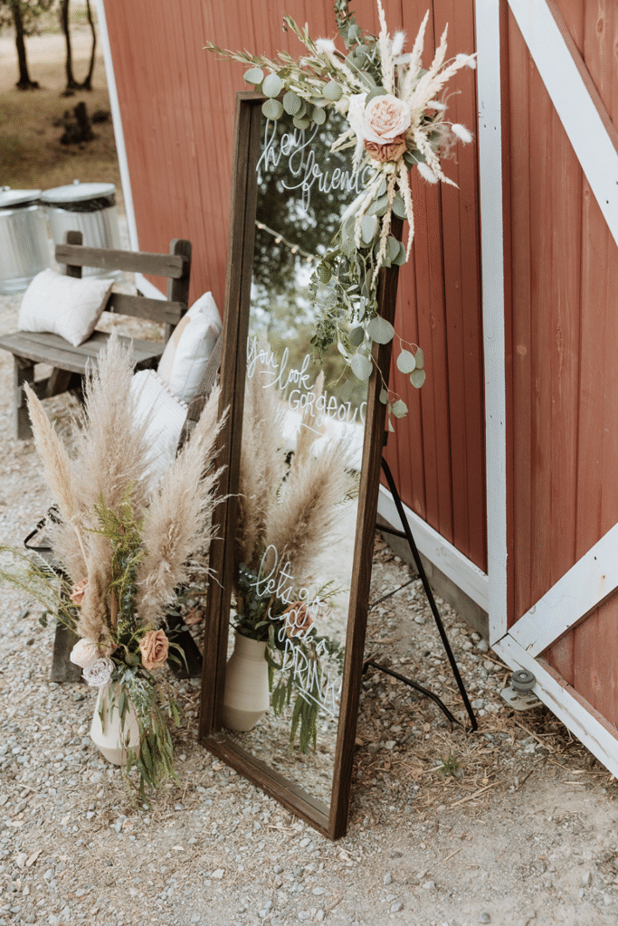 Photography by Oh Lovely Wedding
